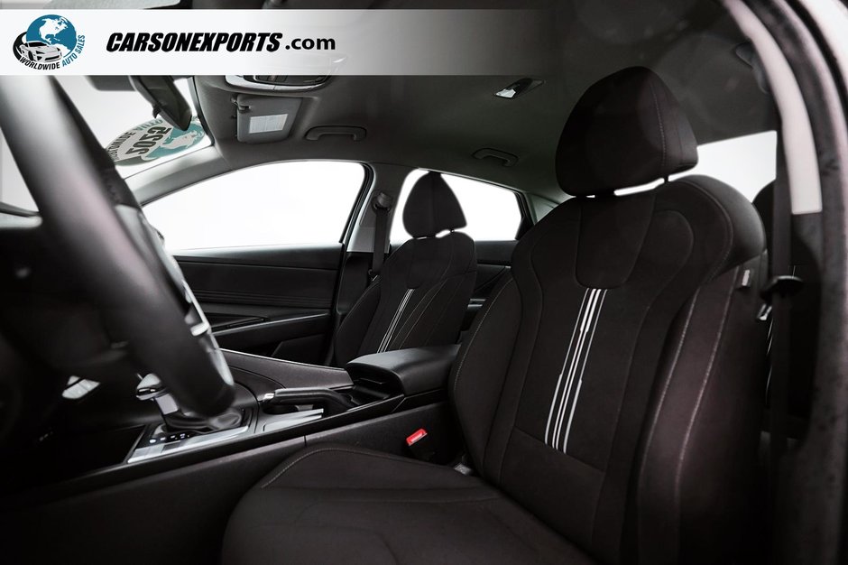 2025 Hyundai Elantra Preferred LOW KM! FINANCE TODAY!-14