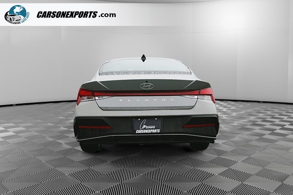 2025 Hyundai Elantra Preferred LOW KM! FINANCE TODAY!-5