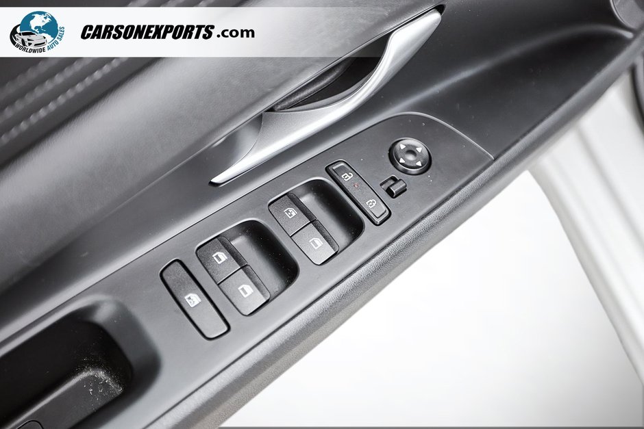 2025 Hyundai Elantra Preferred-16