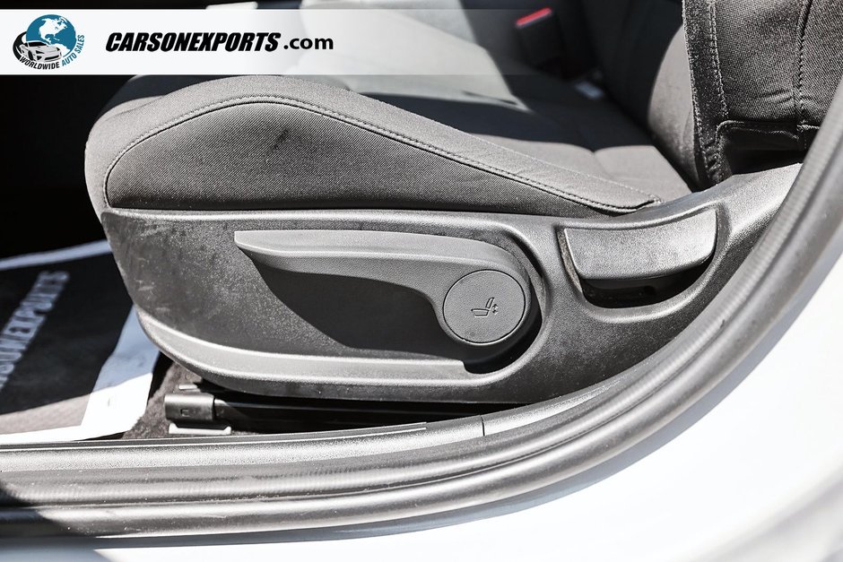 2025 Hyundai Elantra Preferred,-12