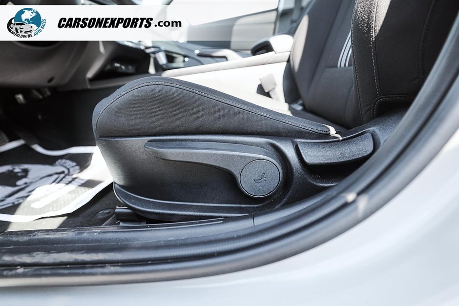 2025 Hyundai Elantra Preferred-12