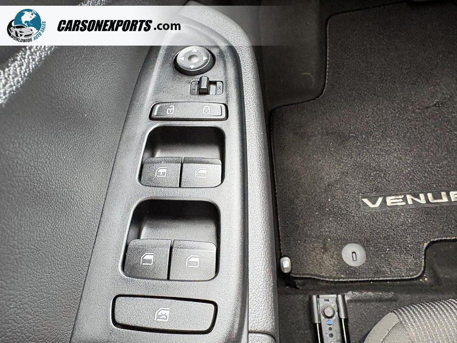 2024 Hyundai Venue Essential LOW KM!! FINANCING AVAILABLE!-12