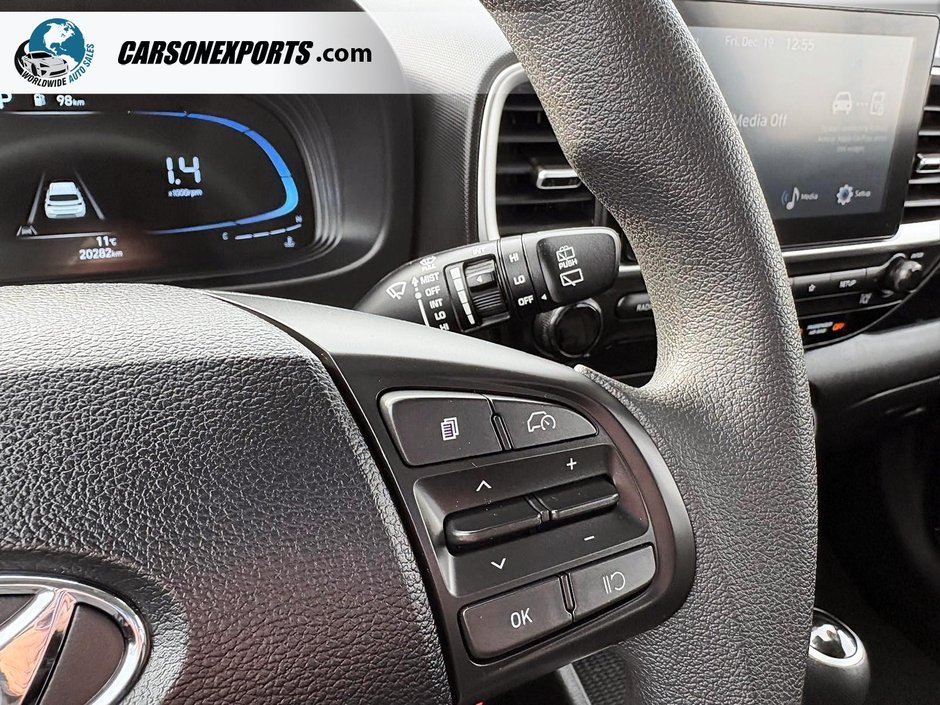 2024 Hyundai Venue Essential LOW KM!! FINANCING AVAILABLE!-10