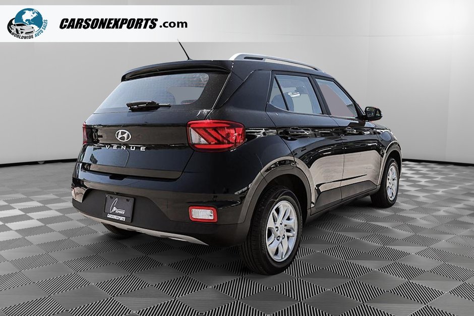 2024 Hyundai Venue Preferred-4