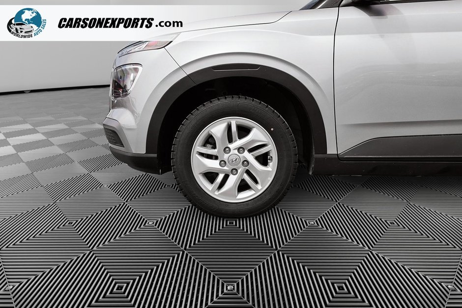 2025 Hyundai Venue Preferred Trend-8