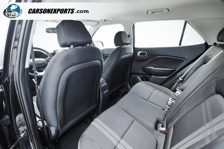 2025 Hyundai Venue Preferred-33