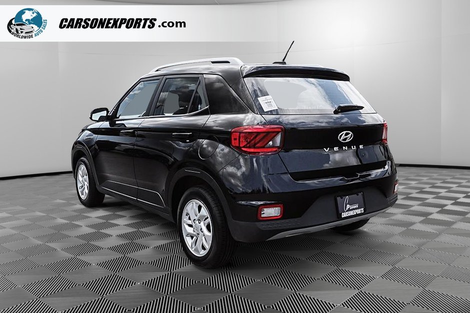 2025 Hyundai Venue Preferred-6