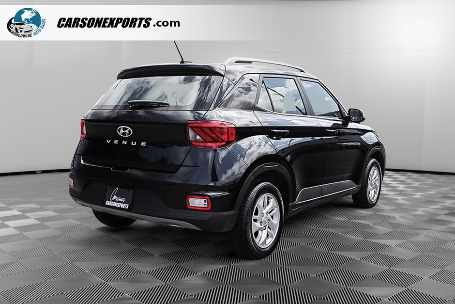 2025 Hyundai Venue Preferred-4