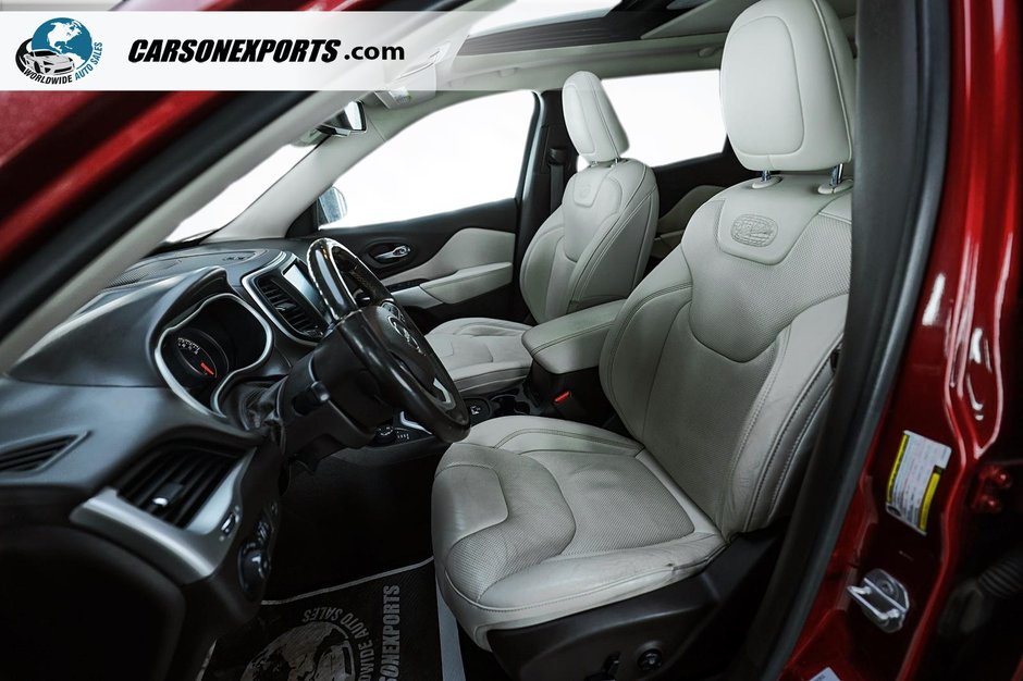 2017 Jeep Cherokee Overland-17