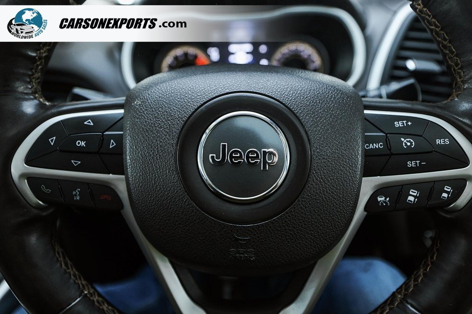 2017 Jeep Cherokee Overland-23