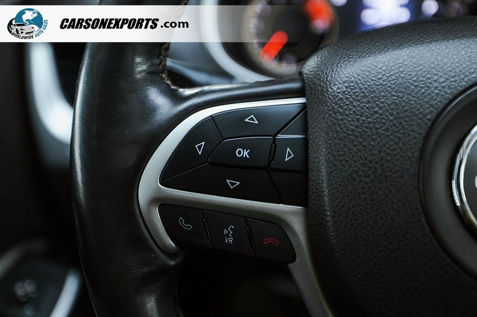 2017 Jeep Cherokee Overland-25