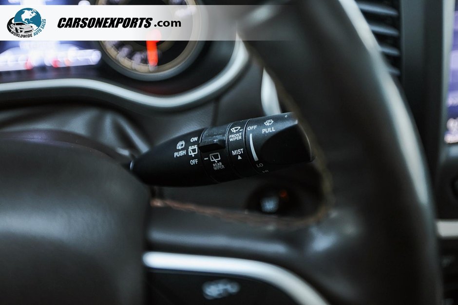 2017 Jeep Cherokee Overland-37