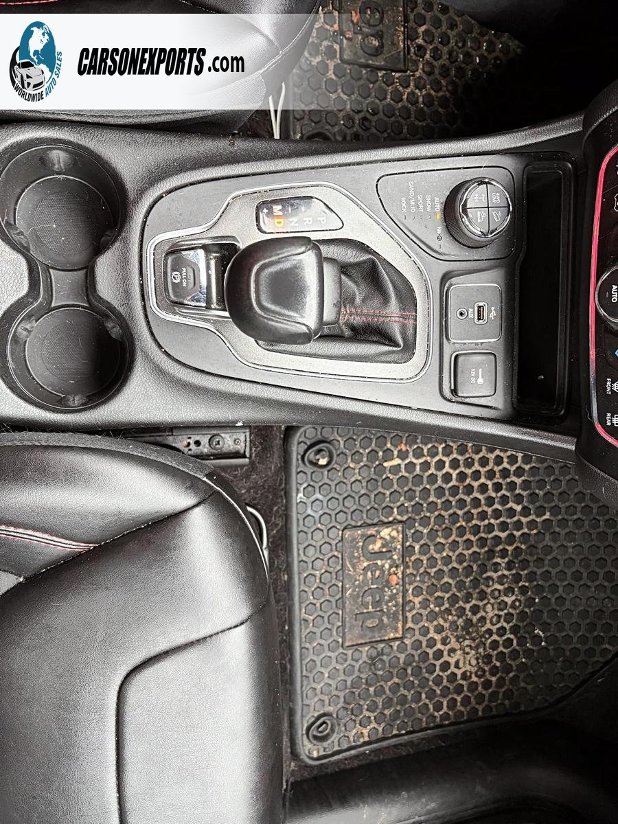 2019 Jeep Cherokee Trailhawk 4X4 FINANCING AVAILABLE!-14