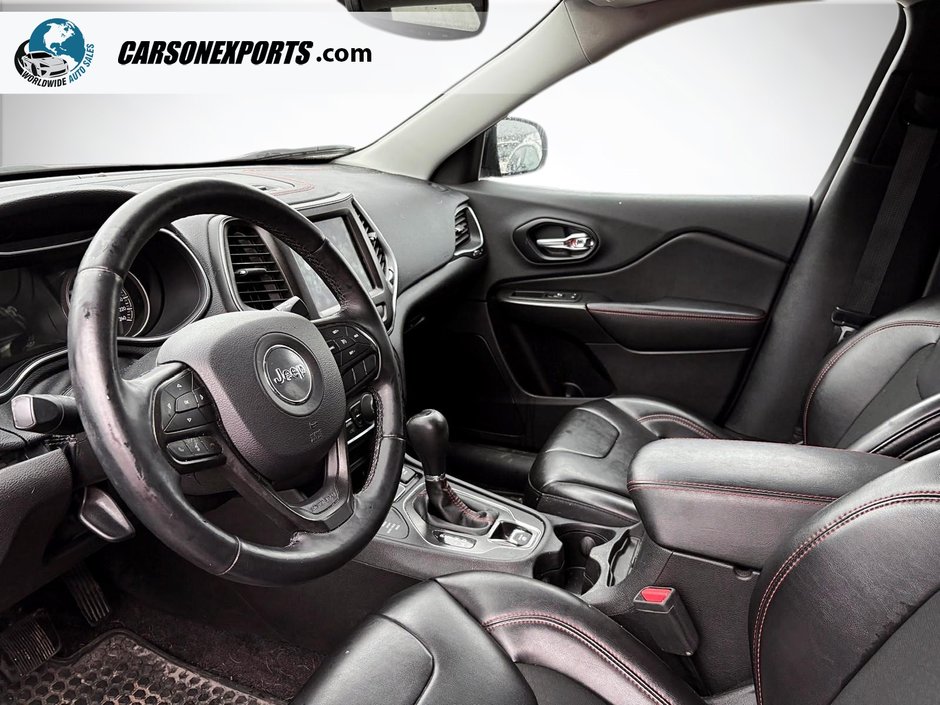 2019 Jeep Cherokee Trailhawk 4X4 FINANCING AVAILABLE!-4