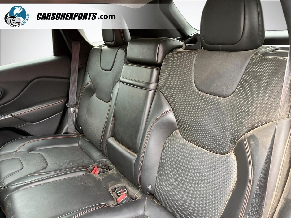 2019 Jeep Cherokee Trailhawk-19