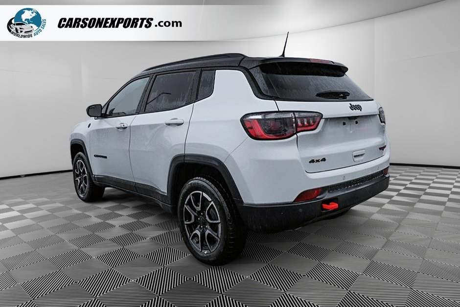 2024 Jeep Compass Trailhawk-6