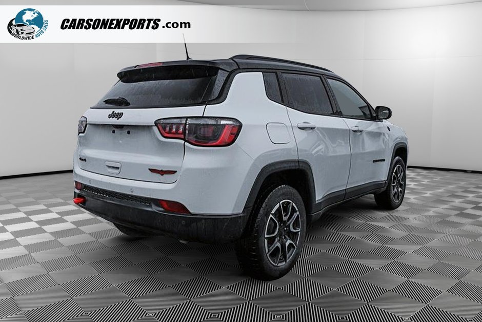 2024 Jeep Compass Trailhawk-4