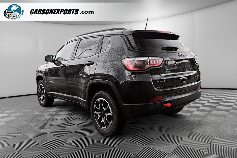 2024 Jeep Compass Trailhawk-6