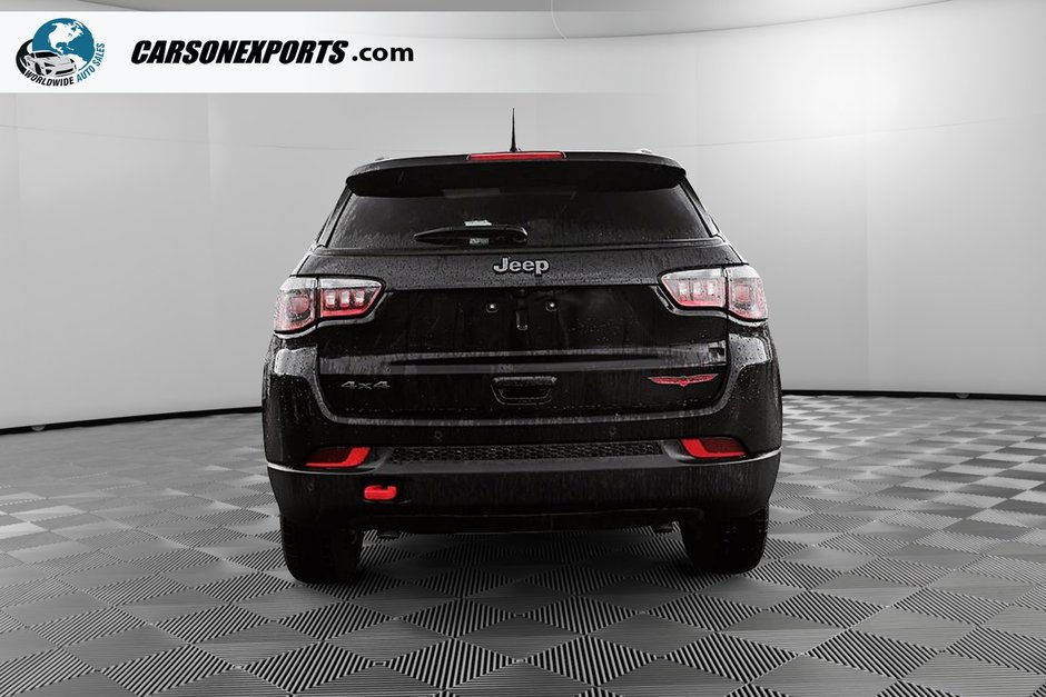2024 Jeep Compass Trailhawk-5