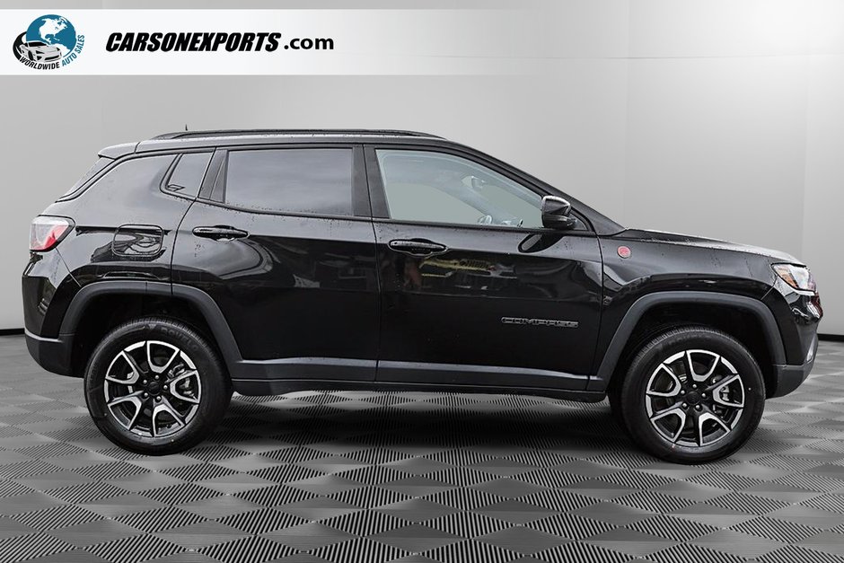 2024 Jeep Compass Trailhawk-3