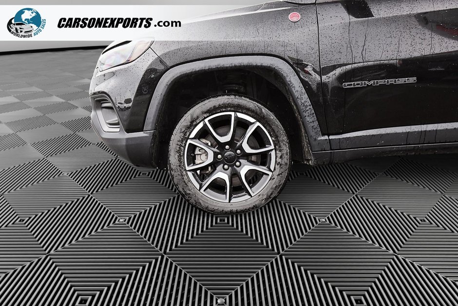 2024 Jeep Compass Trailhawk-8