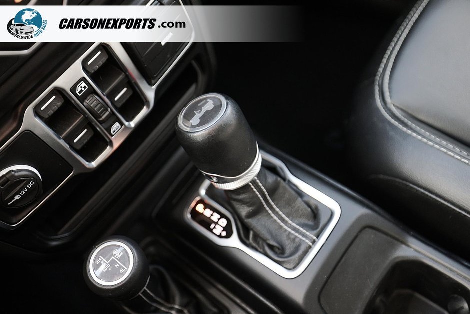 2021 Jeep Wrangler Unlimited Sahara-32