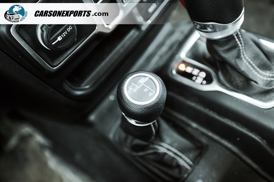 2023 Jeep Wrangler Sahara-21