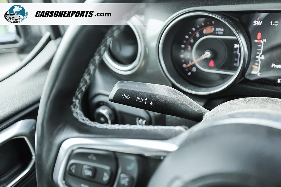 2023 Jeep Wrangler Sahara-10