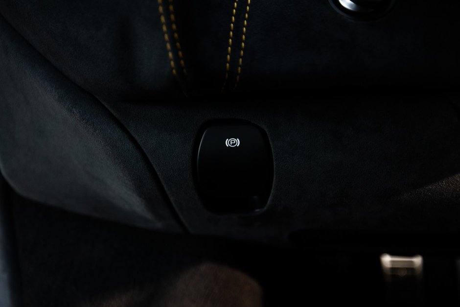 2019 McLaren 600LT NATIONWIDE SHIPPING AVAILABLE!-37