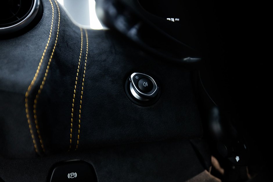 2019 McLaren 600LT NATIONWIDE SHIPPING AVAILABLE!-38