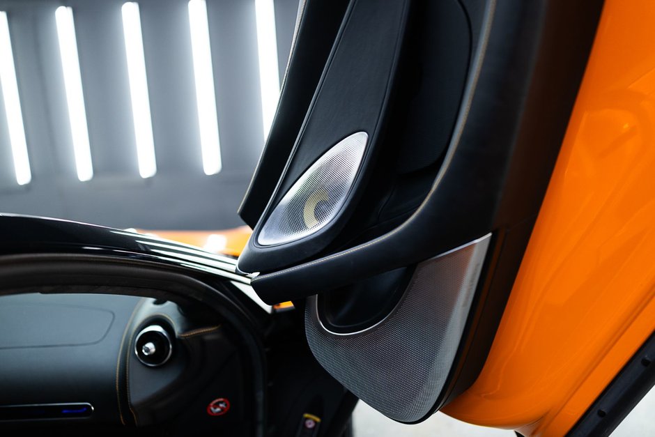 2023 McLaren GT GREAT COLOR! FINANCING AVAILABLE-52