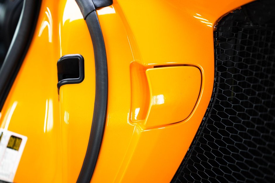 2023 McLaren GT GREAT COLOR! FINANCING AVAILABLE-25