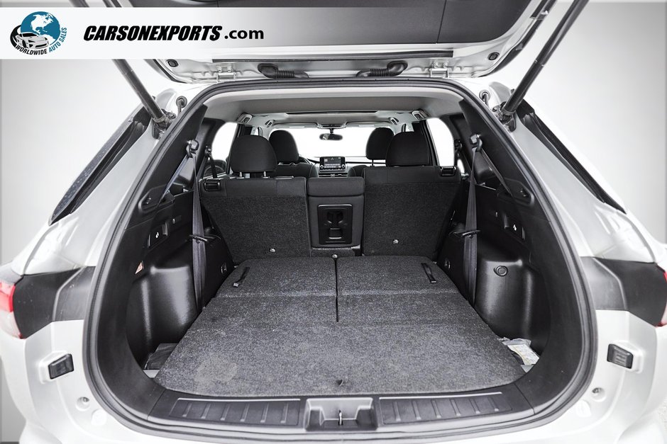 2024 Mitsubishi Outlander SE-8