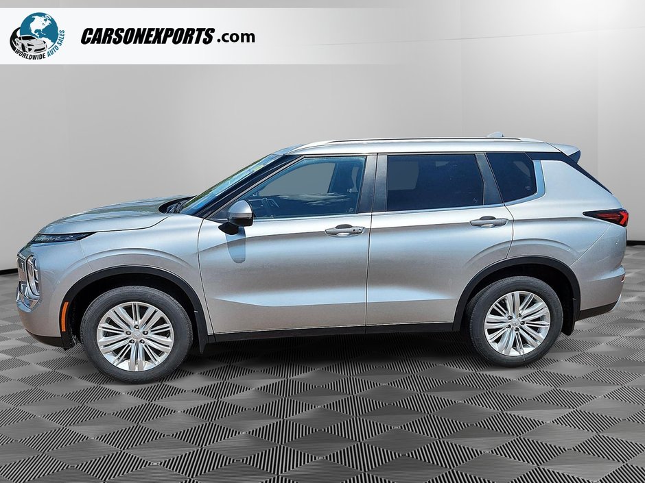 2024 Mitsubishi Outlander SE-2