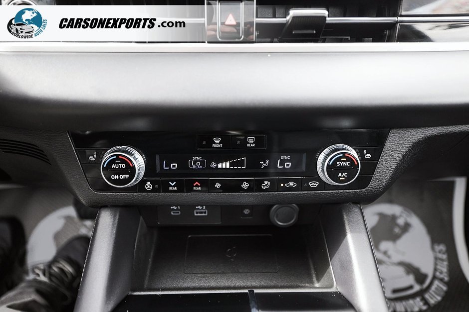 2024 Mitsubishi Outlander SEL-29