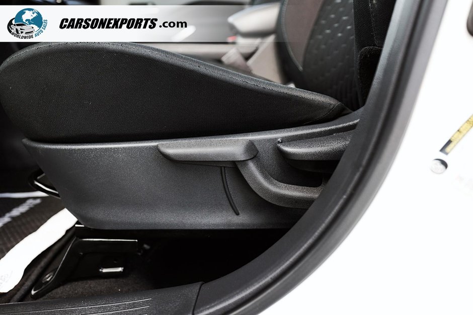 2024 Nissan Kicks SV FINANCE TODAY!-11