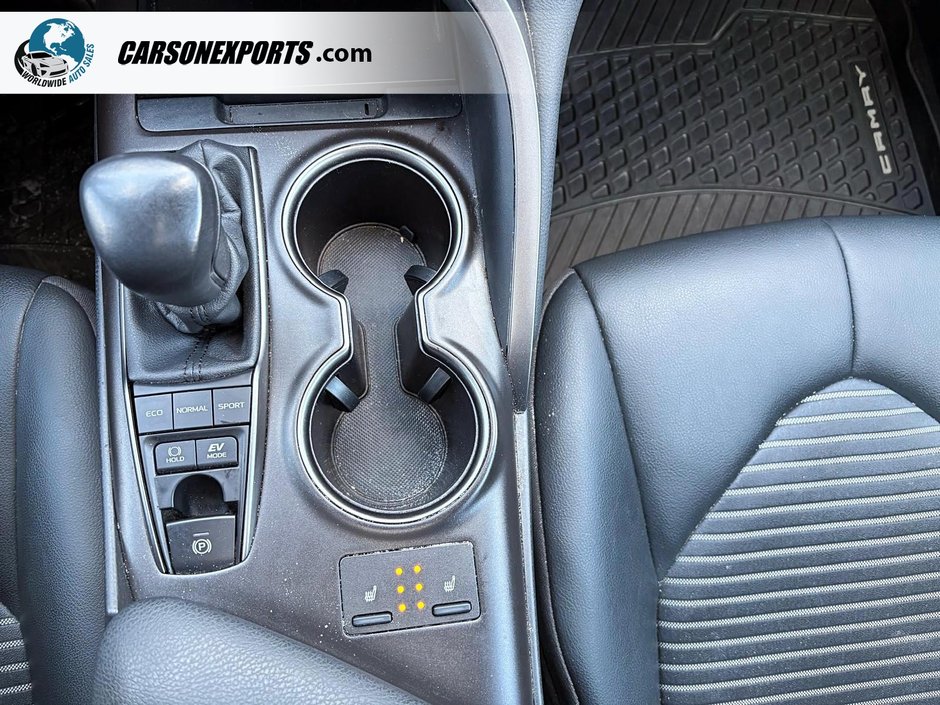 2024 Toyota Camry Hybrid XLE-27