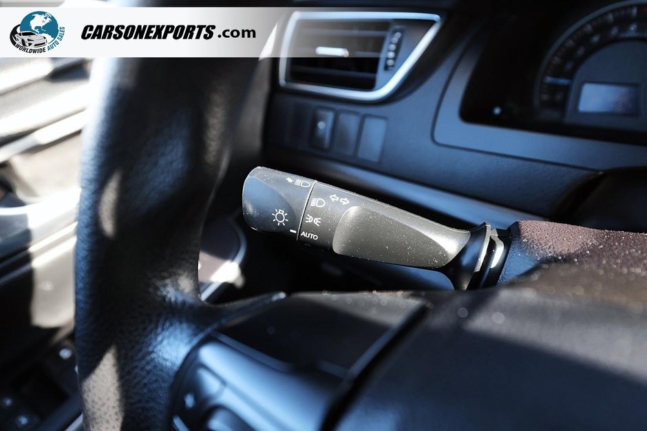 2015 Toyota Camry SE-16