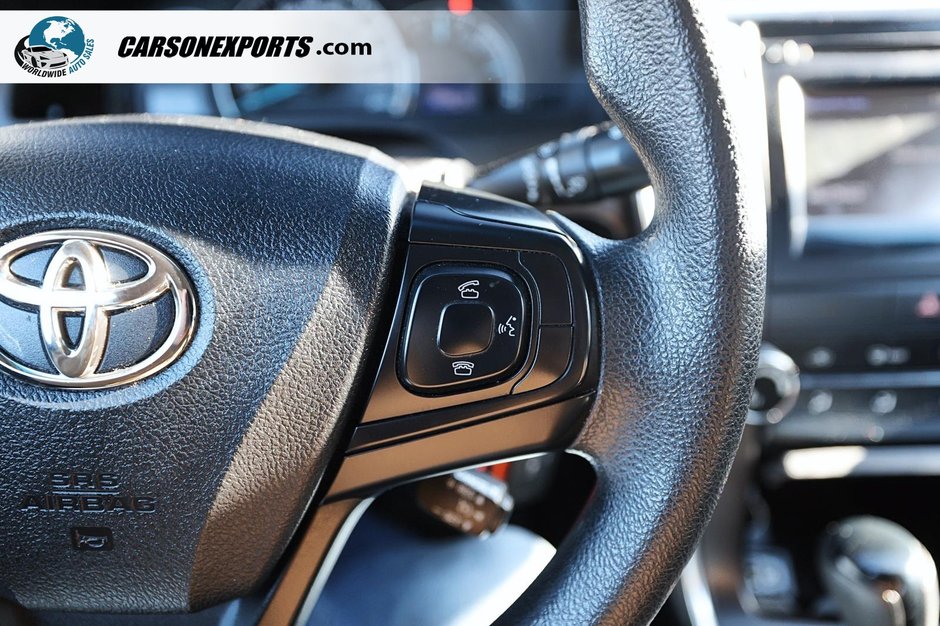 2015 Toyota Camry SE-19