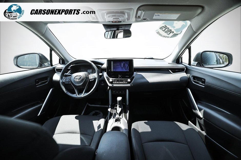 2025 Toyota Corolla Cross LE-15