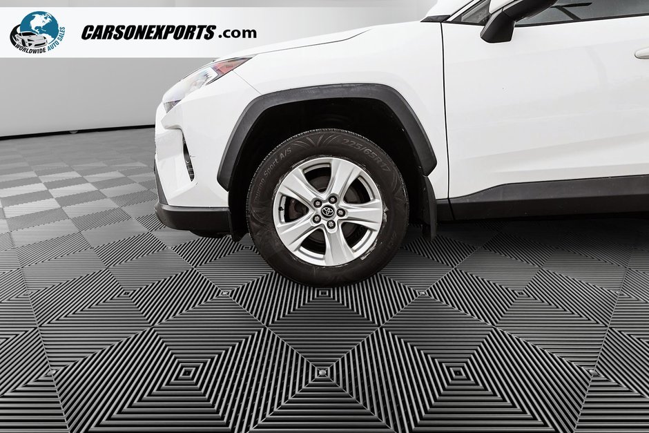2019 Toyota RAV4 XLE-8