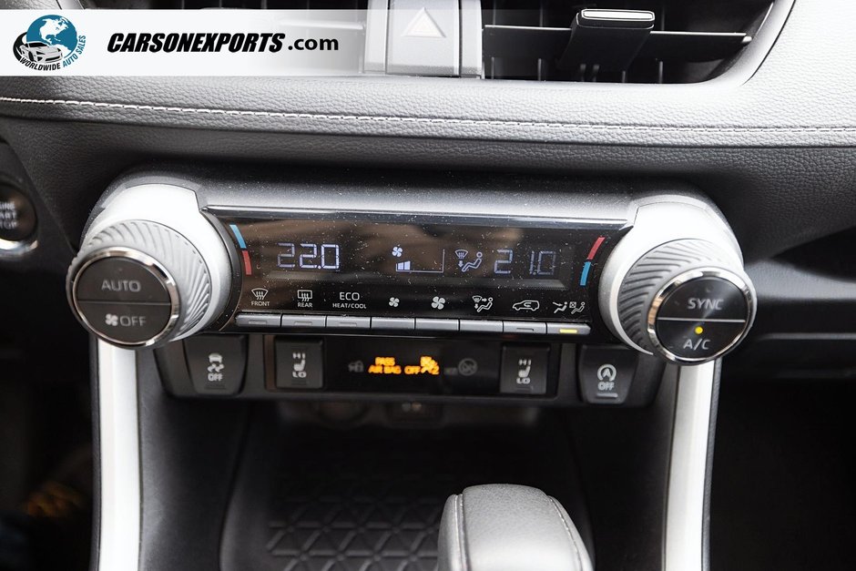 2024 Toyota RAV4 XLE-18