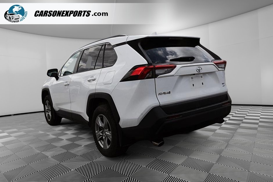 2024 Toyota RAV4 XLE-6