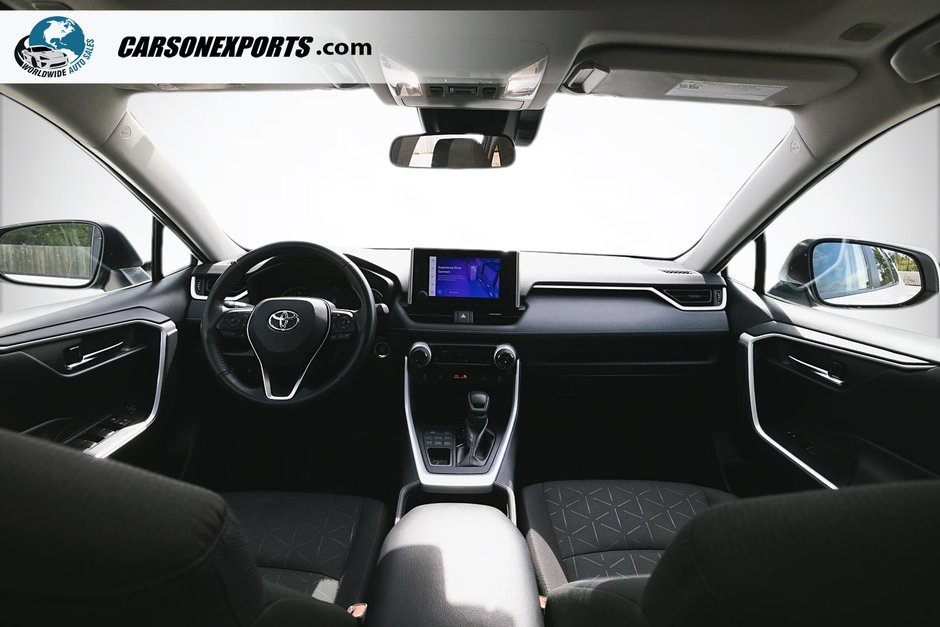 2024 Toyota RAV4 XLE-9