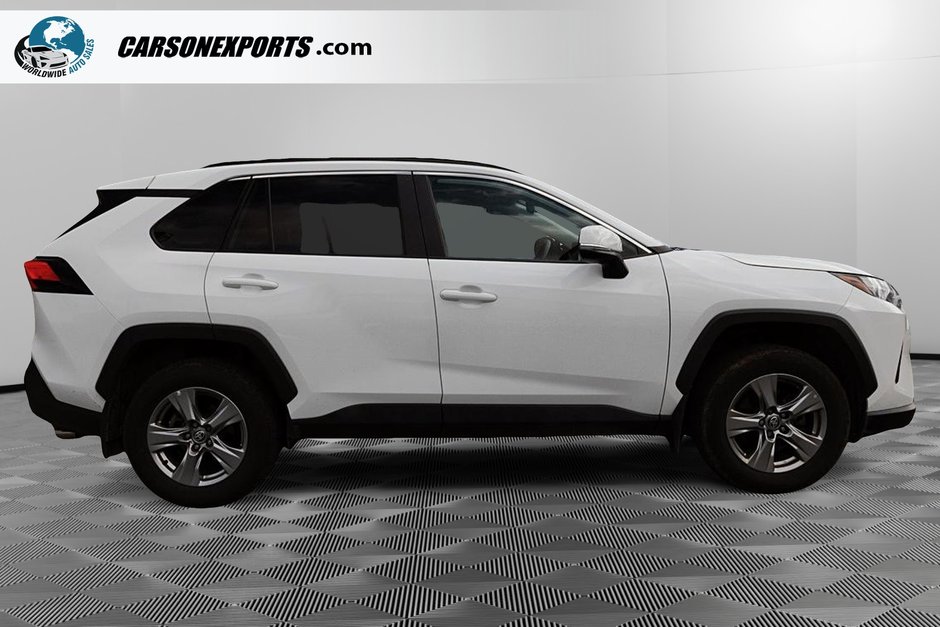 2024 Toyota RAV4 XLE-3