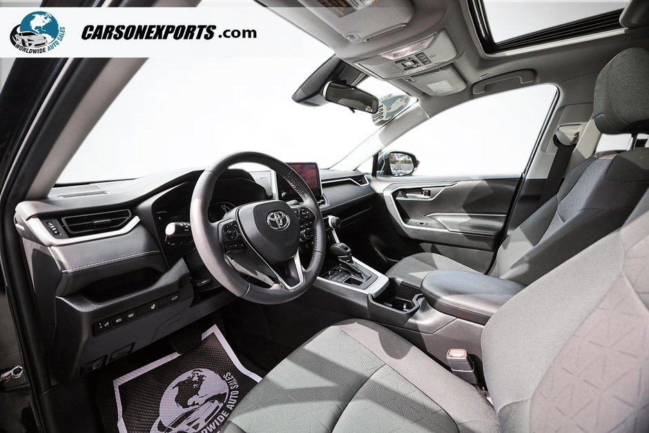 2024 Toyota RAV4 XLE-13