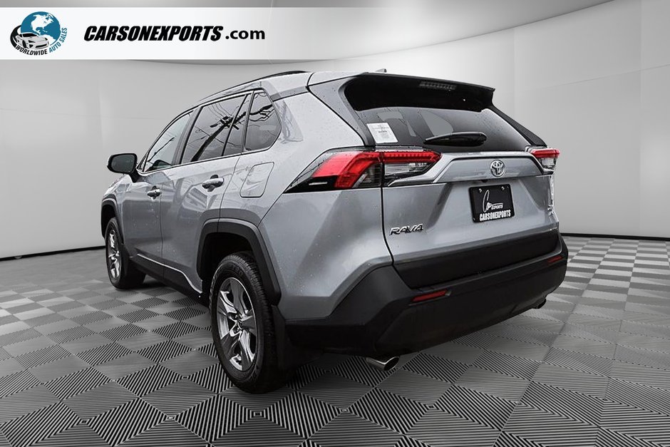2025 Toyota RAV4 XLE-6