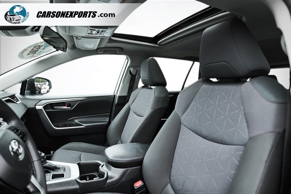 2025 Toyota RAV4 XLE-14