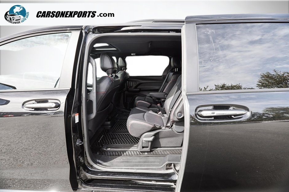 2025 Toyota Sienna XSE-42