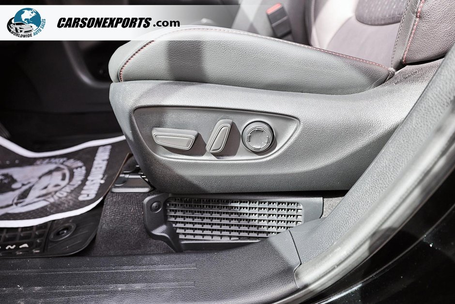 2025 Toyota Sienna XSE-16